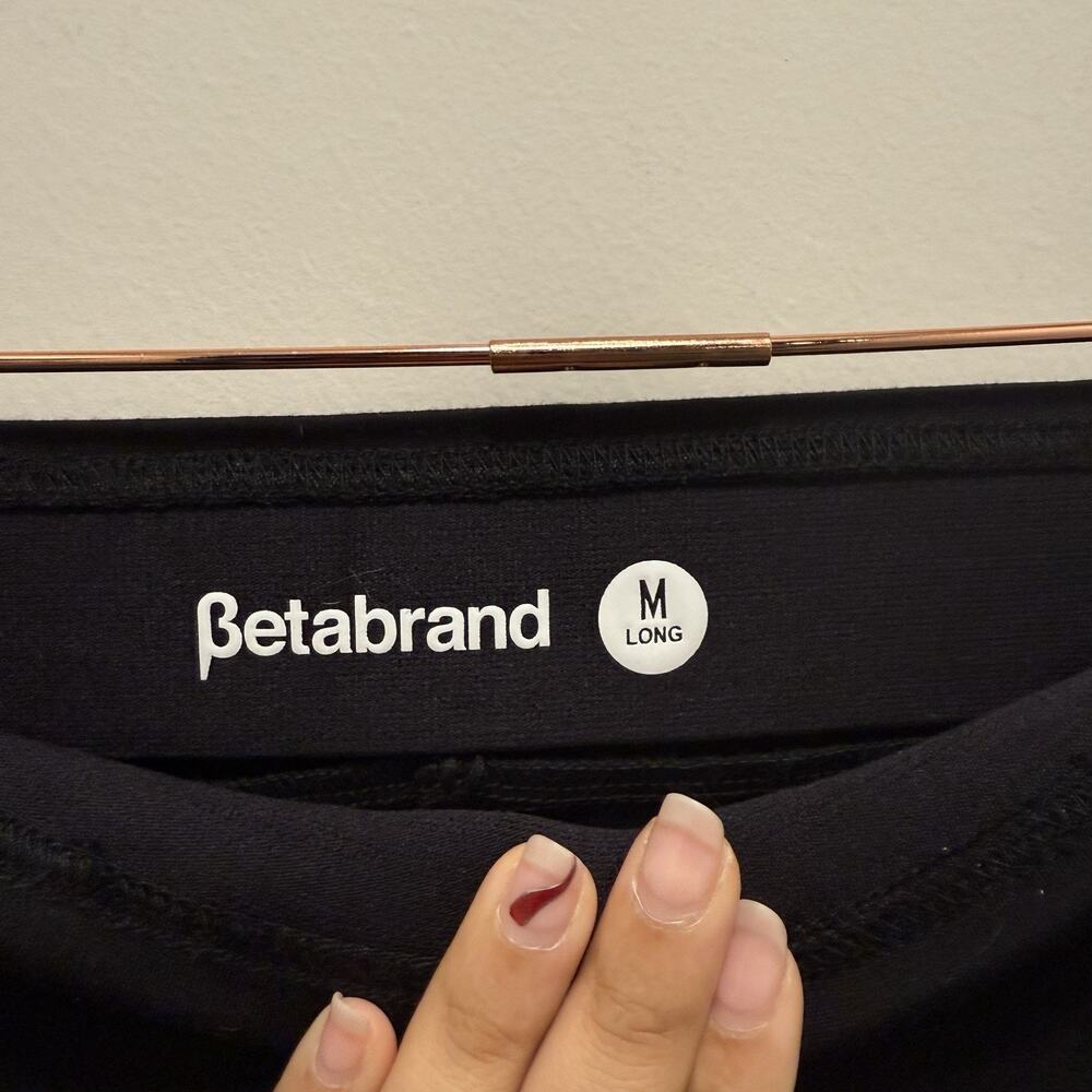 Betabrand Dress Pant Yoga Pant Size M Long Black Ponte Tapered Leg Stretch Work - Picture 3 of 6